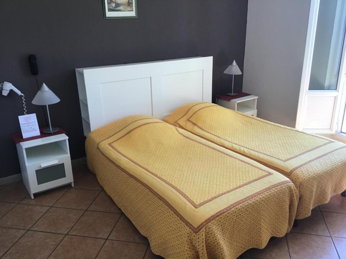L'Ilot Fleuri Hotel Льо Лаванду Екстериор снимка